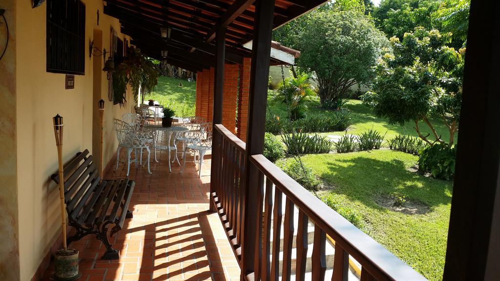 Pousada Suites Águas de São Pedro Εξωτερικό φωτογραφία